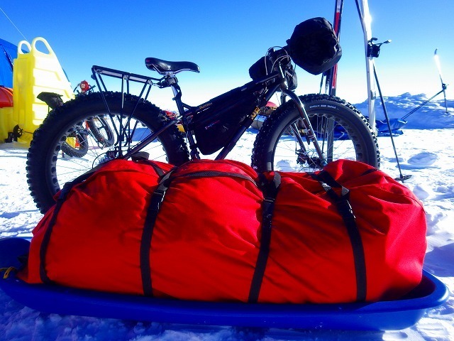 南極自転車と遠征装備