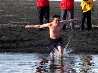 南極体験談　太平さん　温泉入浴体験.jpg