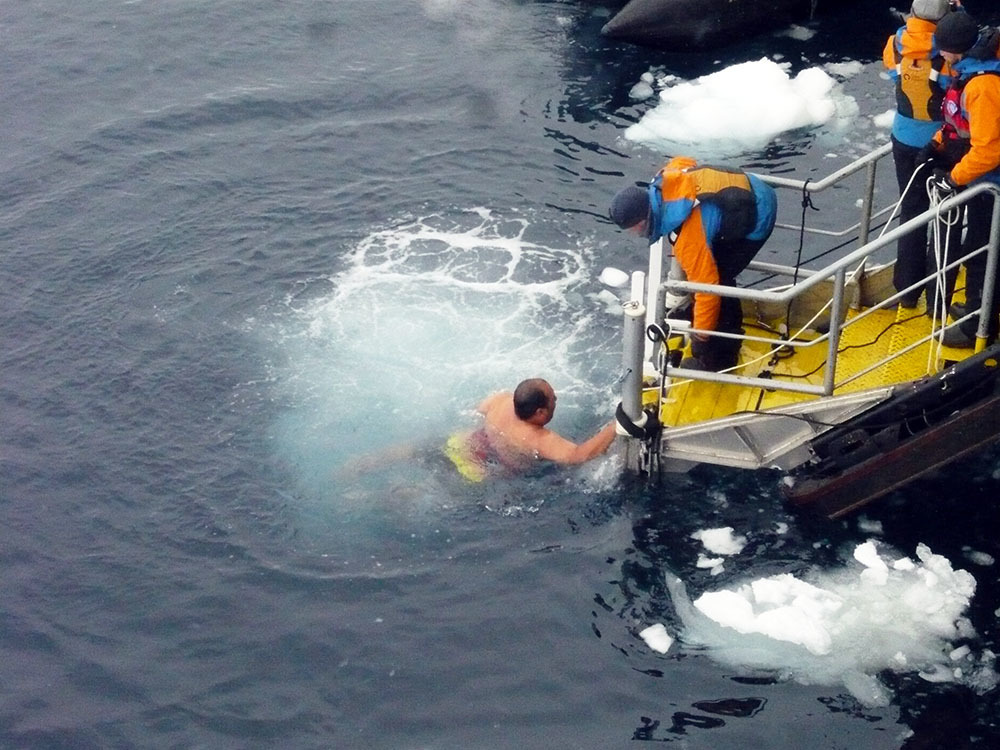 浴永さん南極体験談＆写真集