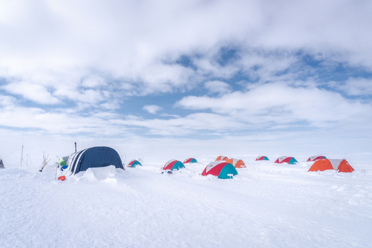 皇帝ペンギンコースのフィールドキャンプ