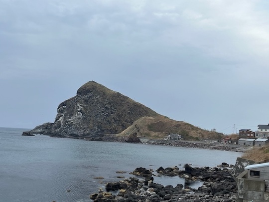 利尻島内の風景　ゴジラ岩