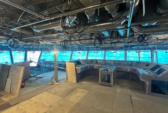 デッキ6に設置されたブリッジ